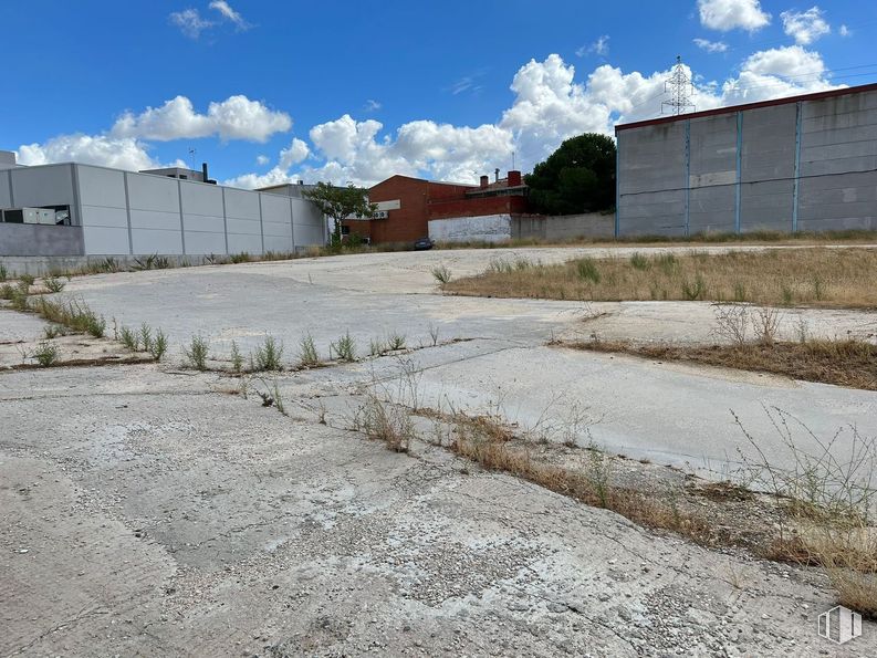 Land for sale at Zona industrial, Boadilla del Monte, Madrid, 28660 with building, land lot, composite material, concrete, soil and building material around