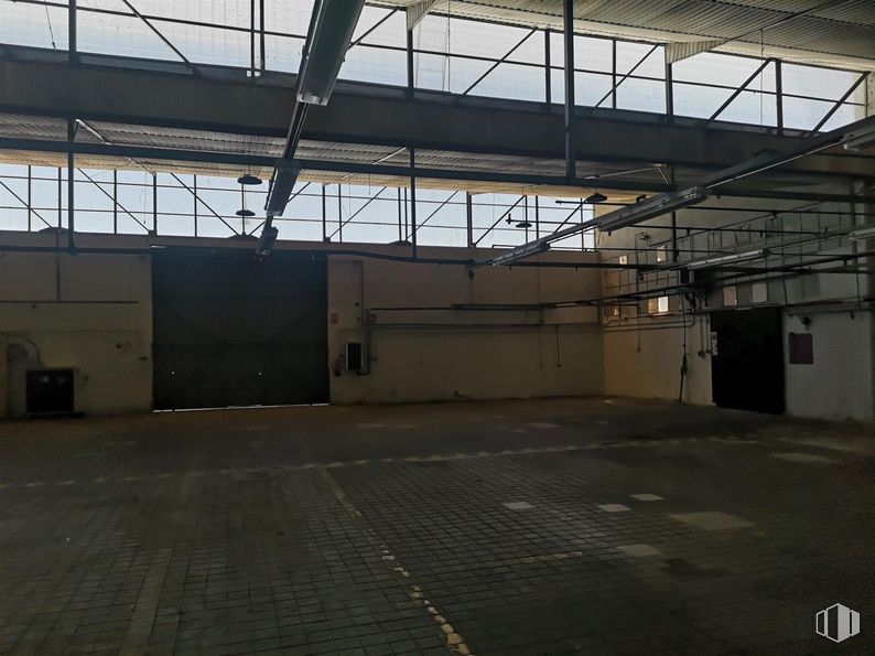 Industrial for sale at Calle Ramón y Cajal, 26, Leganés, Madrid, 28914 with floor, hall and daylighting around