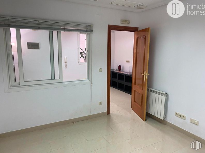 Oficina en venta en Calle General Díaz Porlier, Salamanca, Madrid, 28001 con puerta, accesorio, edificio, suelo, hall, suelos, ventana, techo, casa y vidrio alrededor