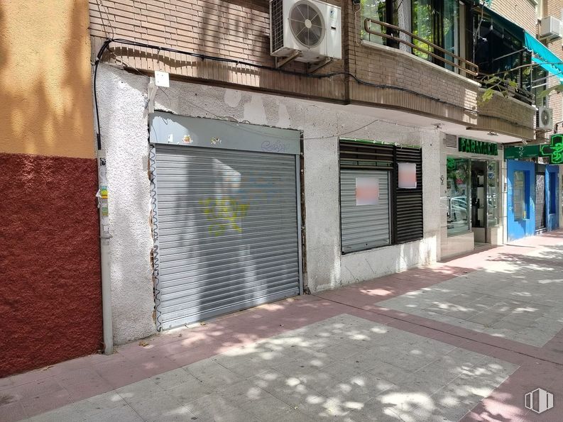 Retail for sale & for rent at Calle Arboleda, 21, Getafe, Madrid, 28901 with window, road surface, building, brick, urban design, brickwork, sidewalk, asphalt, facade and city around