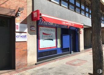 Local en alquiler y venta en Paseo Pintor Rosales, 4, Moncloa - Aravaca, Madrid, 28008 con accesorio, edificio, ladrillo, material de construcción, fachada, albañilería, gas, superficie de carretera, ciudad y material compuesto alrededor