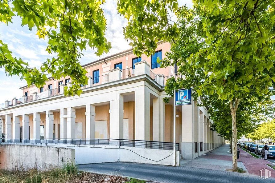 Oficina en venta en Calle Patrimonio Mundial, Aranjuez, Madrid, 28300 con planta, edificio, árbol, porche, zona residencial, puerta, ventana, fachada, inmobiliario y escaleras alrededor