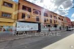 Land for sale at Casco urbano, Madridejos, Toledo, 45710 with window, building, cloud, sky, asphalt, urban design, road surface, neighbourhood, residential area and facade around