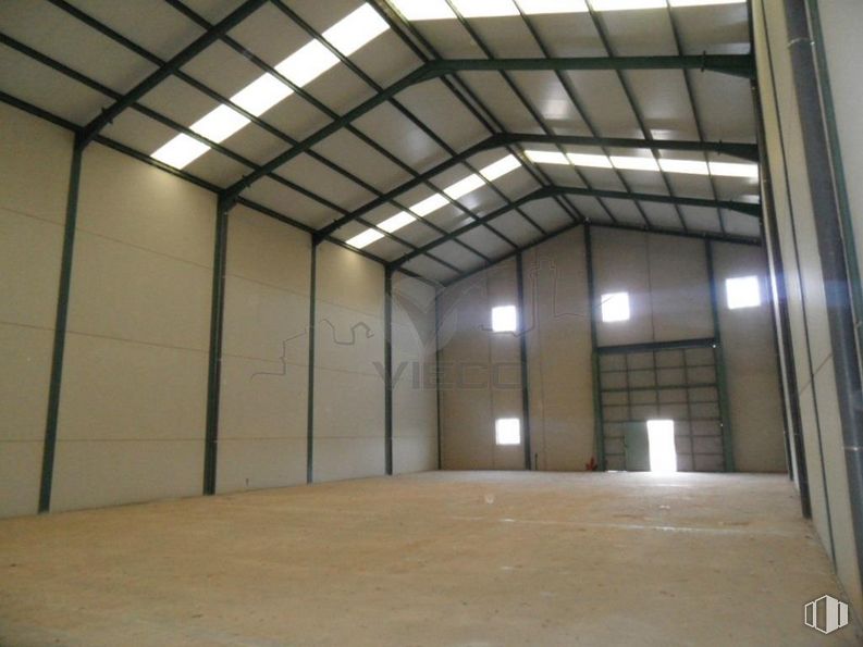 Industrial for sale at Polígono del Sepes, Cuenca, 16003 with shade, door, wood, hall, fixture, floor, flooring, tints and shades, ceiling and glass around