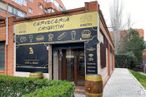 Local en venta en Avenida Santa Eugenia, 29, Villa de Vallecas, Madrid, 28031 con barril, logotipo, ladrillo, tinte para madera, publicidad y firmar alrededor