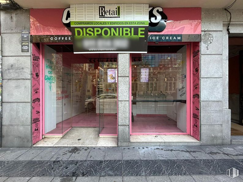 Retail for sale & for rent at Calle Alberto Aguilera, 48, Chamberí, Madrid, 28015 with door, advertising, glass, retail, logo, transparency, cleanliness and beauty salon around