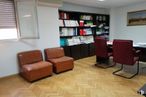 Office for sale at Calle Nueva, Toledo, 45001 with chair, picture frame, furniture, property, bookcase, shelf, wood, shelving, interior design and floor around