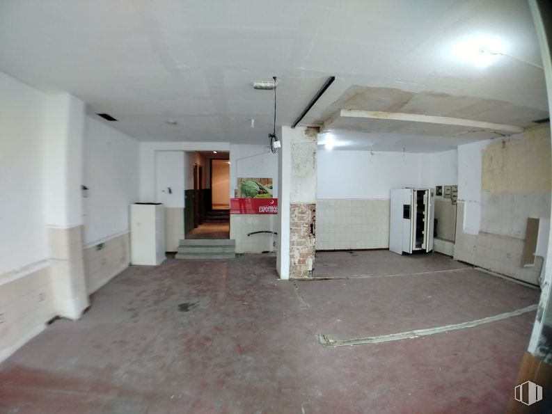 Retail for sale & for rent at Calle Arboleda, 21, Getafe, Madrid, 28901 with fixture, floor, flooring, hall, ceiling, building, wood, concrete, composite material and room around