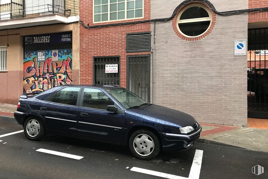 Oficina en venta en Calle Ansar, 70, La Latina, Madrid, 28047 con coche, rueda, luz de estacionamiento automotriz, neumático, luz de posición lateral automotriz, vehículo, vehículo terrestre, ventana, capucha y neumático de automoción alrededor