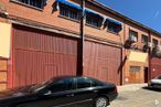 Nave en alquiler y venta en Zona industrial, Alcobendas, Madrid, 28100 con coche, ventana, neumático, iluminación del automóvil, luz de estacionamiento, exterior del automóvil, puerta del coche, coche personal de lujo, aparcamiento y vehículo de lujo alrededor