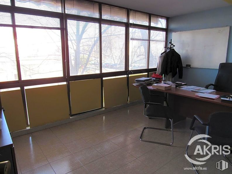 Industrial for sale at Calle Río Torviscal, Toledo, 45007 with chair, table, window, furniture, building, fixture, interior design, floor, shade and window blind around