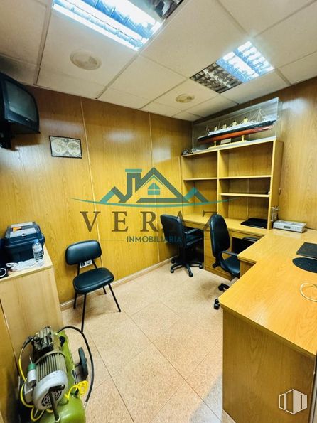 Retail for sale at Calle Victor Benito Zalduondo, Talavera de la Reina, Toledo, 45600 with chair, television, desk, home appliance, building, office chair, interior design, yellow, flooring and floor around