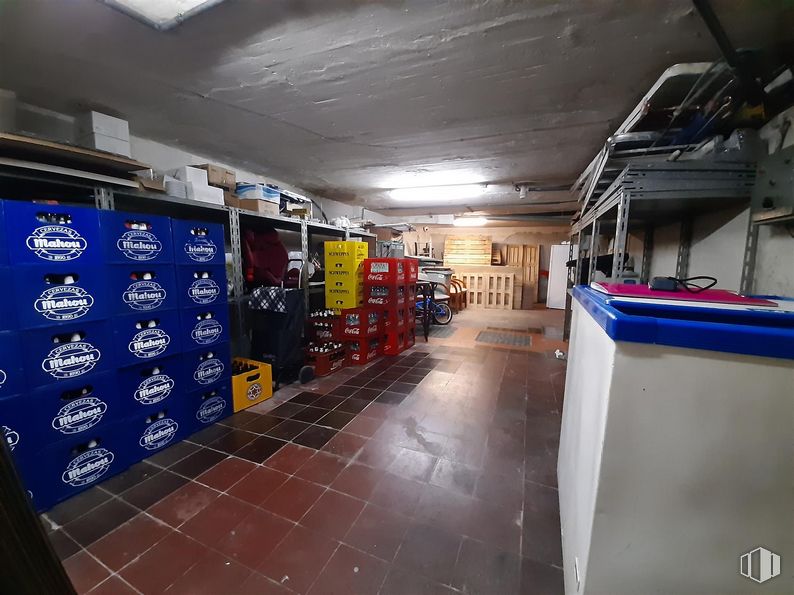 Local en venta en Calle Jorge Juan, Salamanca, Madrid, 28028 con edificio, gas, ingeniería, máquina, suelos, venta al por menor, electricidad, azul eléctrico, metal y habitación alrededor