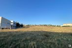 Land for sale at Calle Zinc, Colmenar Viejo, Madrid, 28770 with building, sky, natural landscape, land lot, tree, landscape, grass, plain, plant and grassland around