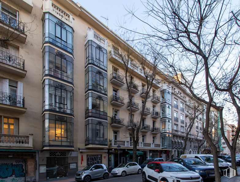 Oficina en alquiler en Calle Hermosilla, 48, Salamanca, Madrid, 28001 con ventana, edificio, planta, árbol, condominio, diseño urbano, bloque de pisos, casa, propiedad material y fachada alrededor