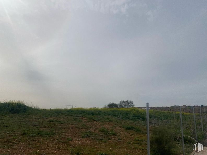 Land for sale at Calle Caspueñas, Cabanillas del Campo, Guadalajara, 19171 with cloud, sky, plant, natural landscape, plain, grass, grassland, slope, landscape and meadow around