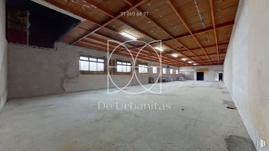 Nave en alquiler en Cobo Calleja, Fuenlabrada, Madrid, 28947 con ventana, edificio, suelo, suelos, casa, hall, madera, accesorio, techo y material de construcción alrededor