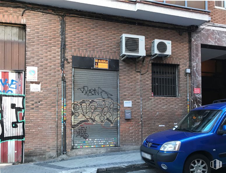 Local en alquiler en Calle Luis Cabrera, 92, Chamartín, Madrid, 28002 con rueda, coche, ventana, luz de estacionamiento automotriz, neumático, vehículo terrestre, vehículo, propiedad, campana y infraestructura alrededor