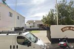 Industrial for sale at Calle Tahona, Brunete, Madrid, 28690 with window, van, land vehicle, vehicle, car, sky, cloud, motor vehicle, tire and plant around