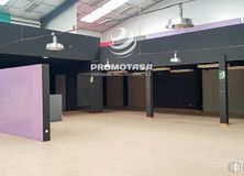 Industrial for sale & for rent at Polígono El Malvar, Arganda del Rey, Madrid, 28500 with light fixture, flooring, floor, ceiling, metal, concrete, transparency, cleanliness and aluminium around