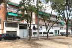 Retail for sale & for rent at Calle Eduardo Minguito, 55, Villaverde, Madrid, 28021 with car, building, tire, wheel, window, vehicle, sky, tree, urban design and residential area around