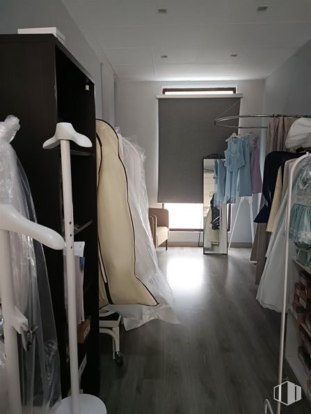 Local en venta en Calle José Hierro, 92, Rivas-Vaciamadrid, Madrid, 28529 con armario, propiedad, blanco, diseño automovilístico, interiorismo, confort, suelo, suelos, madera y techo alrededor