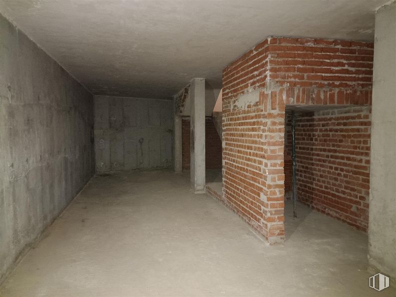 Local en venta en Calle Lechuga, Talavera de la Reina, Toledo, 45600 con edificio, madera, suelo, suelos, albañilería, casa, ladrillo, pared, material compuesto y accesorio alrededor