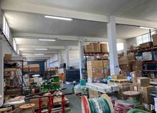 Industrial for sale & for rent at Zona Industrial Alcobendas, Alcobendas, Madrid, 28108 with wood, shelving, retail, building, publication, warehouse, shelf, flooring, engineering and marketplace around