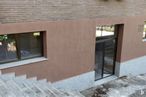 Oficina en alquiler y venta en Zona Alto Jabonería, Las Rozas de Madrid, Madrid, 28230 con ventana, puerta, edificio, accesorio, madera, ladrillo, albañilería, sombra, rectángulo y casa alrededor